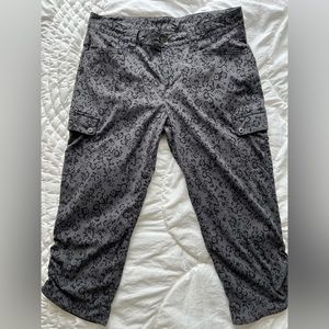 Eddie Bauer size 8 hiking pants.  Very light and stretchy.